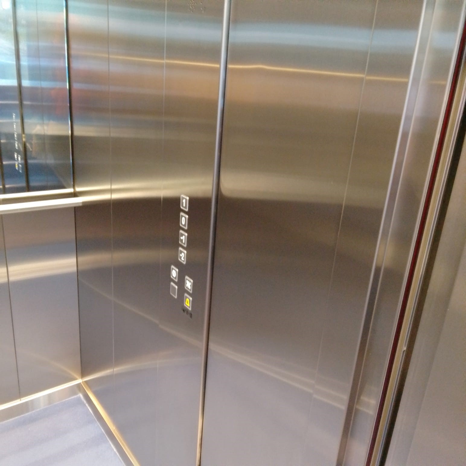 Reinigung Lift